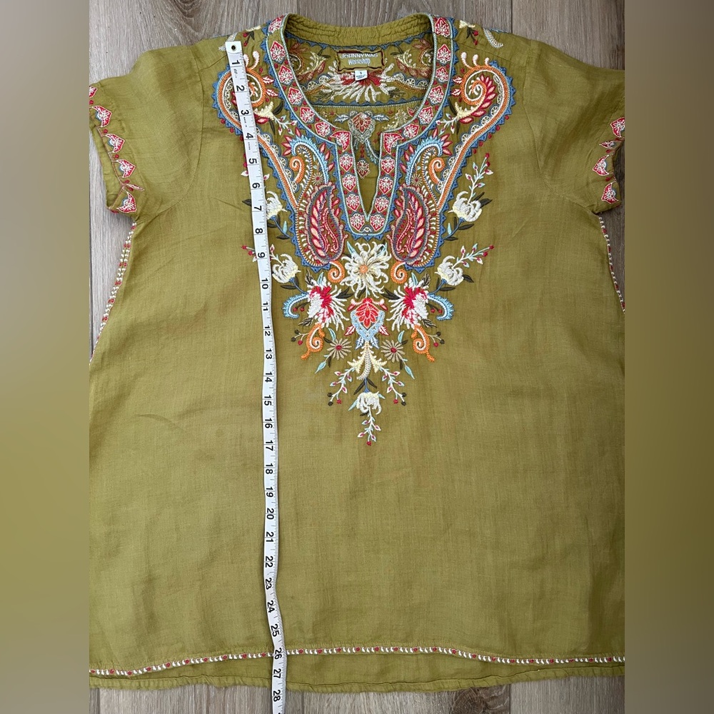JOHNNY WAS Workshop Tikal Notched Neck Drape Embroidered Top EUC - Picture 8 of 10
